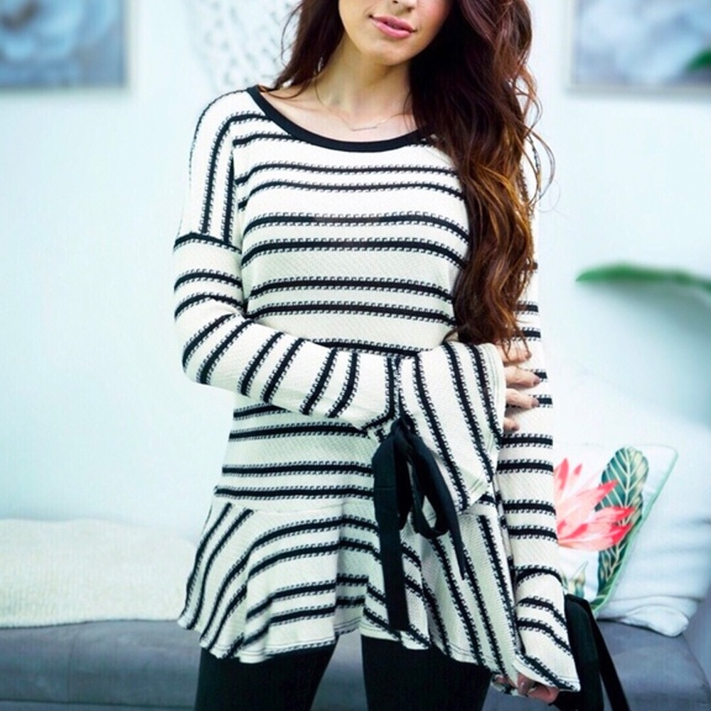 Striped Knit Top Cream & Black - Picture 5 of 10